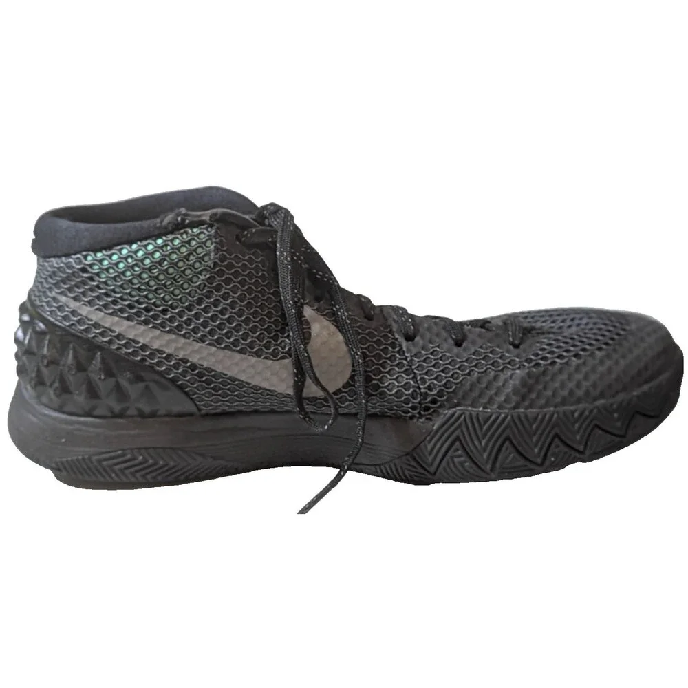 Nike Kyrie 1 Driveway Black Green Glow 705277-001 Mens Size 9 Basketball Shoes